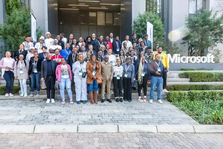 All the G13 YTE Hackathon finalists and partners take a group photo outside the Microsoft Head office