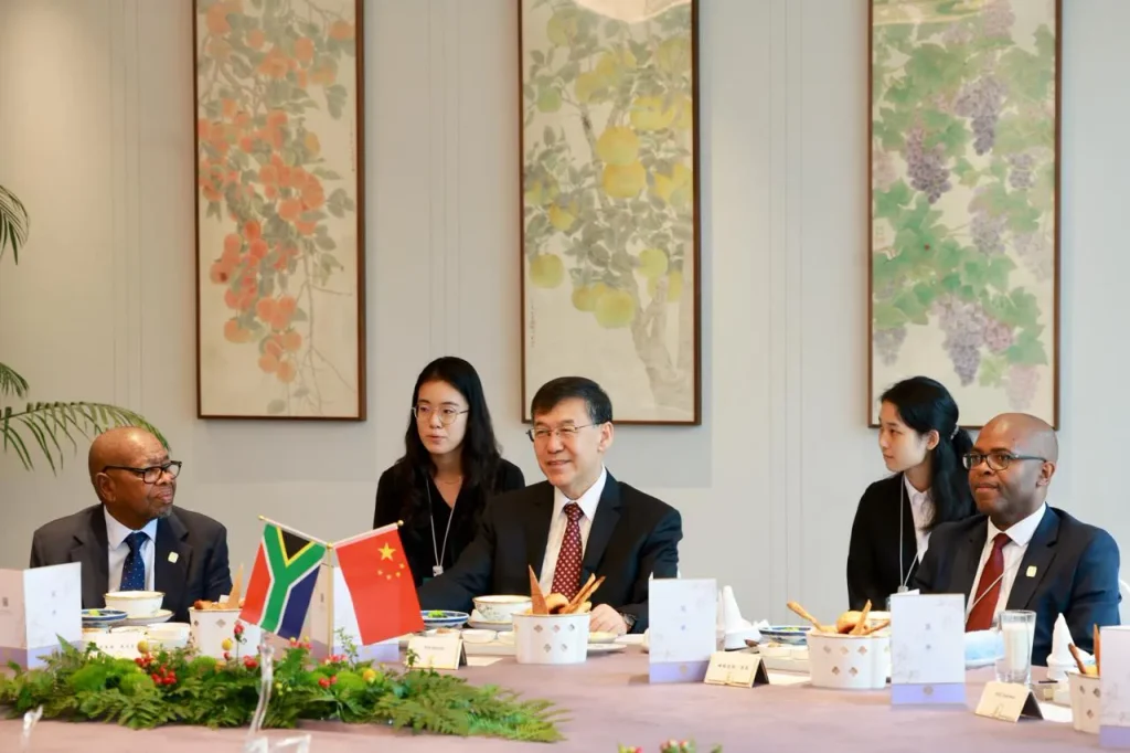 Minister of Science, Technology and Innovation, Blade Nzimande, held a high-level strategic meeting with his Chinese counterpart, Minister Yin Hejun, on the margins of the 19th Pujiang Innovation Forum, Shanghai, China.